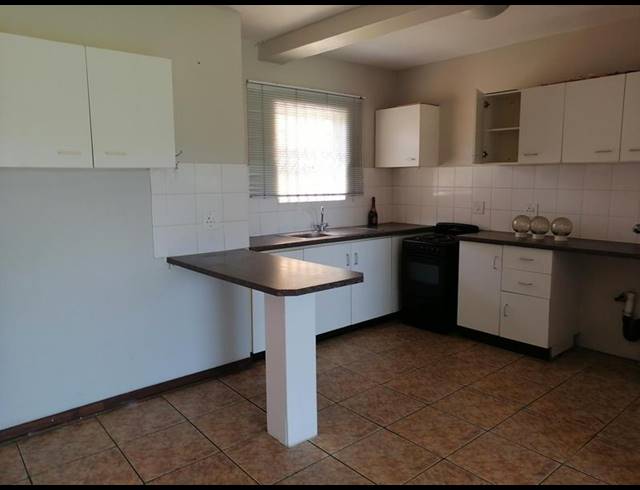 3 BEDROOM DUPLEX FOR SALE IN MEER EN SEE